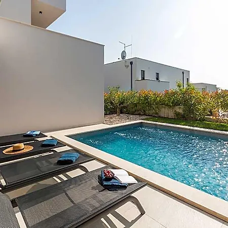 Villa Mattia Novigrad (Istria)