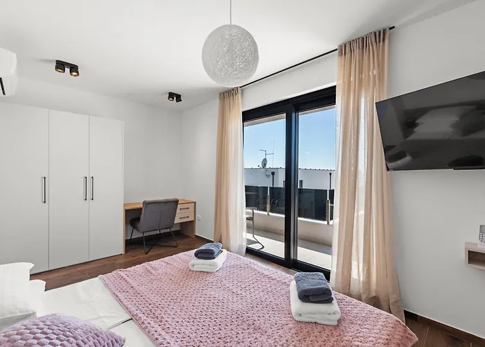 Mattia * Novigrad (Istria)